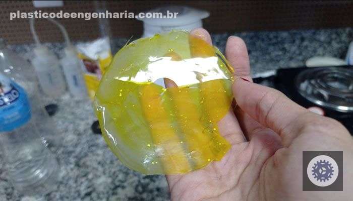1685198119 novo bioplastico arrecadacao de plastico e caixa de som de