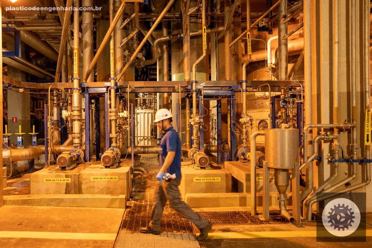 1689375273 emprego industrial perde forca e apresenta queda