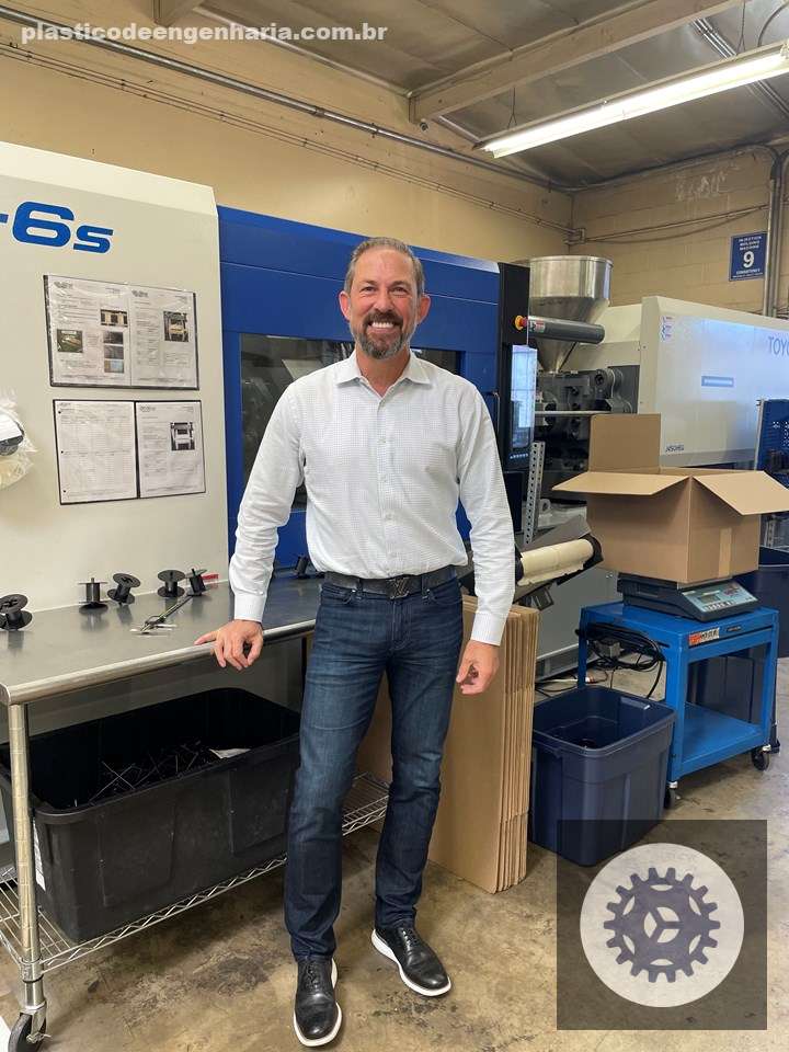 Precision Molded Plastics David VanVoorhis