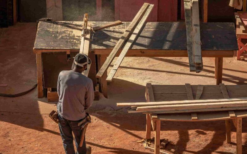 1728710564 pequenas industrias brasileiras sofrem com desafios financeiros e insatisfacao economica