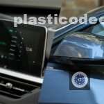 Comparativo mostra diferenças entre ABS e PBT em resistência térmica, rigidez e custo.