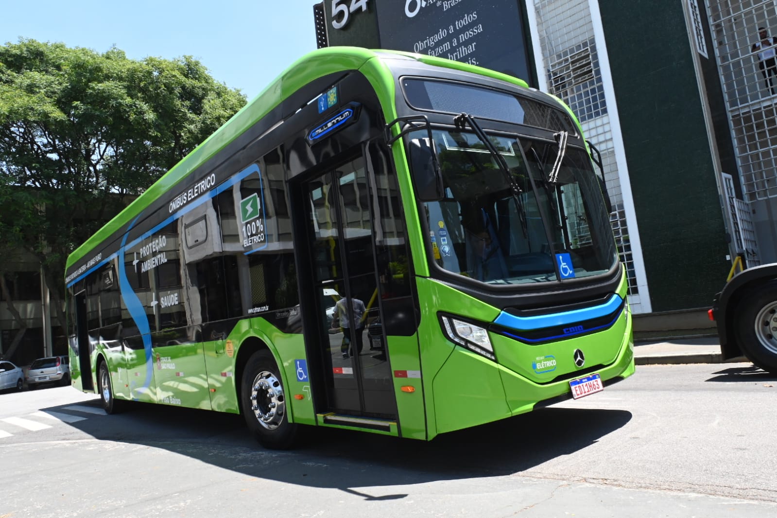 Ônibus eO500U em São Paulo