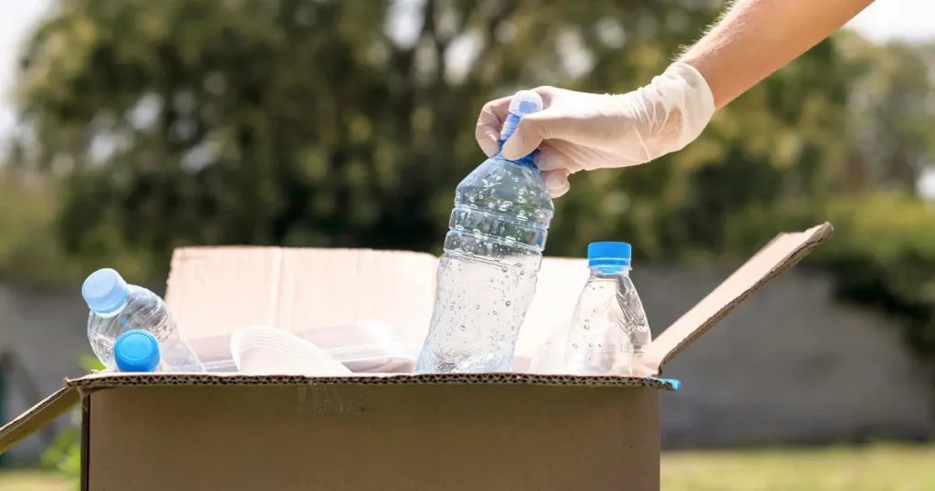 91 de reciclagem de plastico arte com residuos e 121.webp