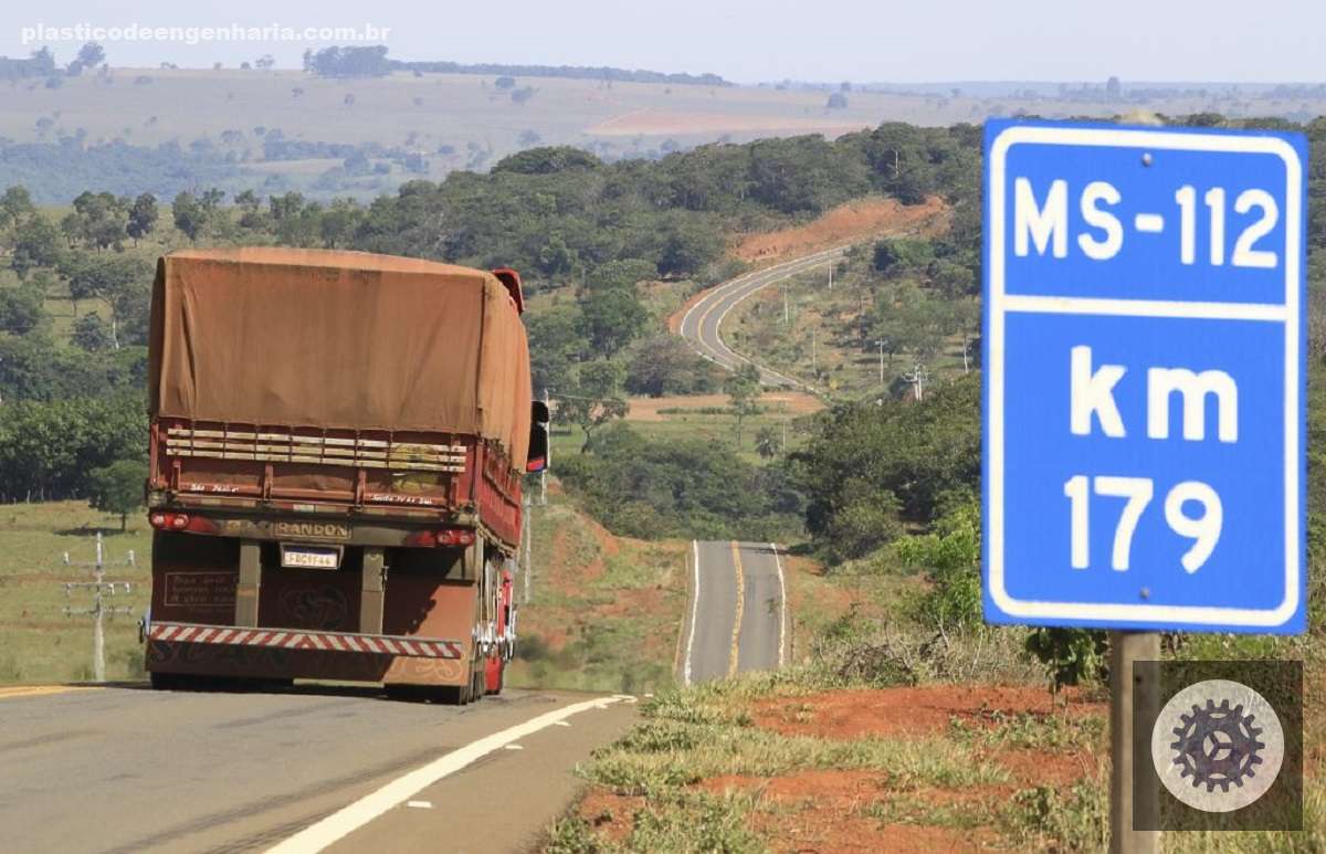 Caminhoneiro no trabalho