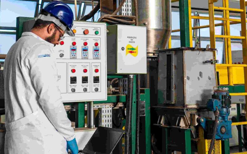 a intensificacao da concorrencia desleal afeta a industria de transformacao