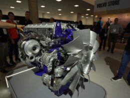 Nova geração da caixa I-Shift pode chegar a trocas 30% mais rápidas nos caminhões Volvo Euro 6