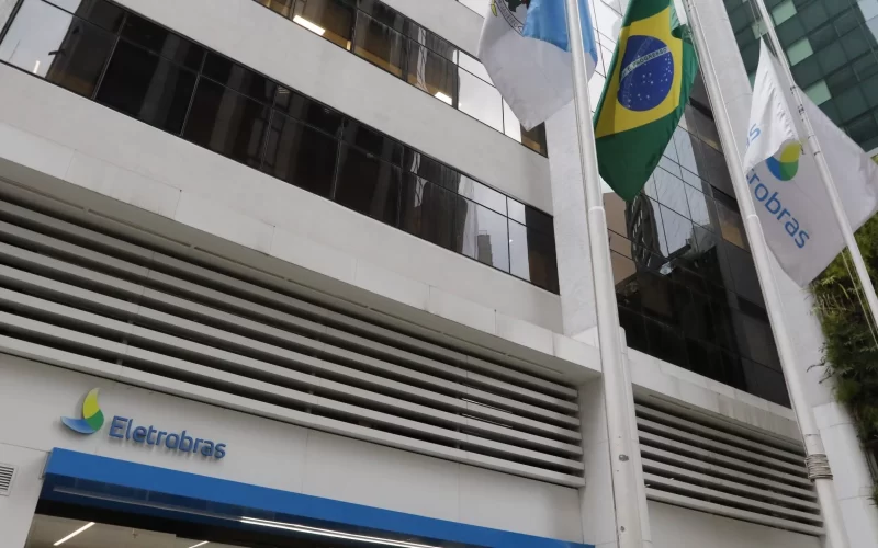 Acionistas da Eletrobras aprovam acordo de conciliação com a União em assembleia realizada hoje.