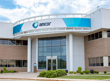 amcor e berry unem forcas descubra os impactos da transacao
