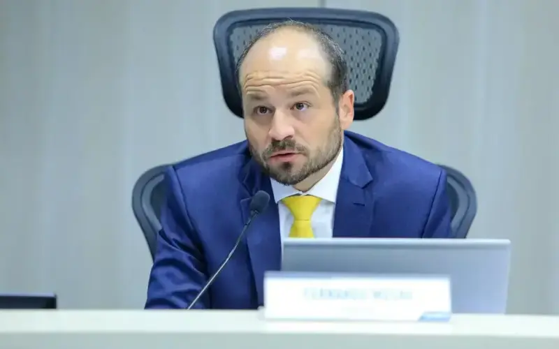 Aneel dá ultimato à Enel SP após apagão; risco de perda da concessão