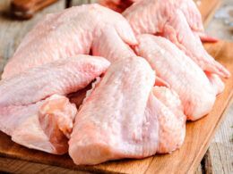 aproveite precos de frango congelado e resfriado em queda economize