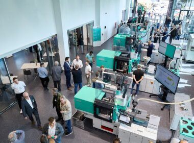 arburg inaugura centro tecnologico renovado na renania do norte vestfalia inovacao.jpgmaxwidth1200