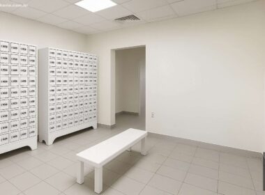 Armário para Vestiário 6 Portas: Por que o Plástico PEAD É Mais Leve e Resistente?