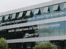 Aumento da Tarifa de Importação Impacta o Setor de Plásticos: Entenda as Consequências 9 aumento da tarifa de importacao impacta o setor de plasticos