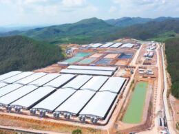 BAF Vietnam lança projeto de alto padrão para produzir 2,1 milhões de suínos, garantindo eficiência e sustentabilidade. 19 BAF Vietnam lança projeto de alto padrão para produzir 2,1 milhões de suínos, garantindo eficiência e sustentabilidade.