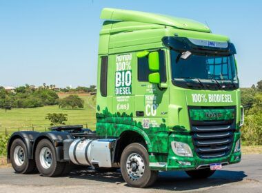 Teste feito por DAF e JBS aponta que biodiesel 100% (B100) pode ter rendimento equivalente ao diesel fóssil