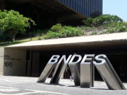BNDES libera R$ 216,6 mi para modernização de armazéns e impulsiona a logística nacional: saiba como isso pode beneficiar o setor e a economia. 11 bndes libera r 2166 mi para modernizacao de armazens e