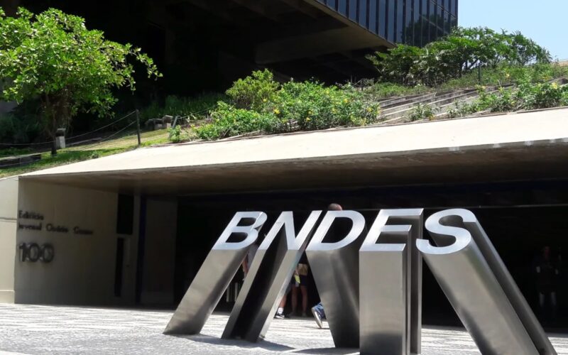 bndes libera r 2166 mi para modernizacao de armazens e