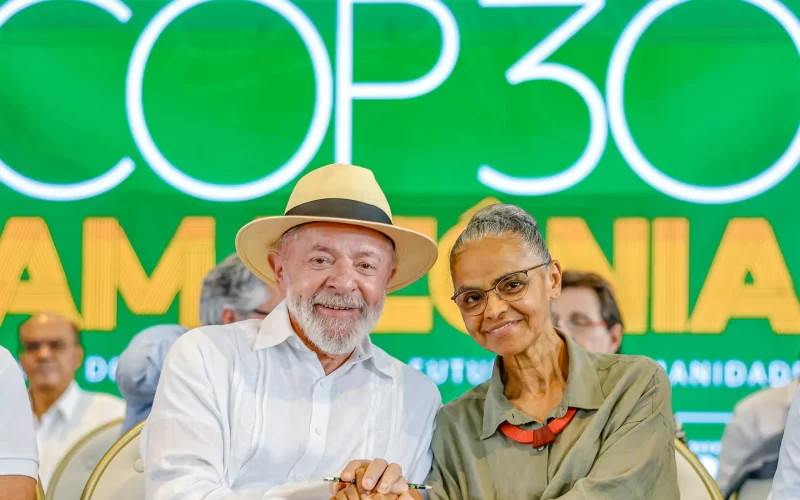 Brasil avalia mudanças em regras ambientais para sediar a COP30.