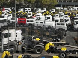 Produção de veículos fecha 2024 com alta de 9,7% e país recupera 8ª posição no ranking global de fabricantes