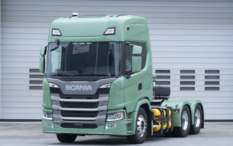Bravo Serviços Logísticos amplia sua frota com 17 novos caminhões Scania movidos a gás e biometano