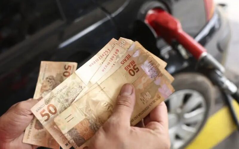 Cade mira cartéis de combustíveis em novas investigações; foco em preços.