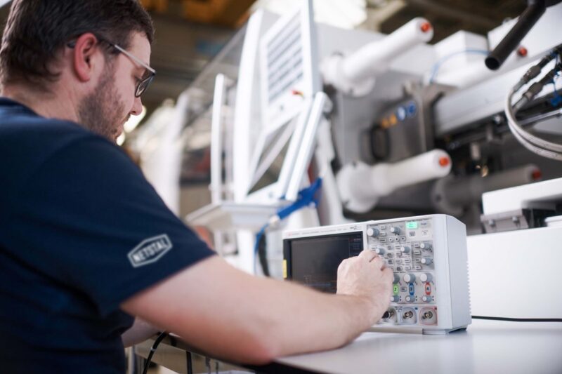 calibracoes de maquinas acreditadas pela netstal garantem precisao superior e.jpegmaxwidth1200