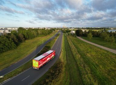 "Maior viagem rodoviária elétrica do mundo": Caminhão elétrico da Danfoss percorre 1.300 quilômetros de Nordborg a Le Mans