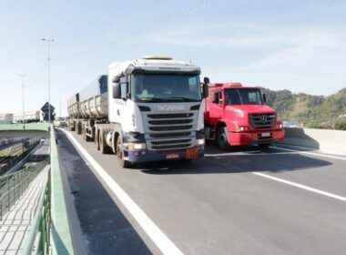 Realidade das estradas: Caminhoneiros comentam sobre as suas conquistas e avanços para a profissão