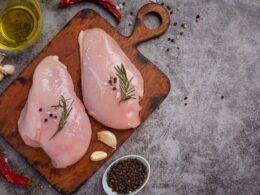 carne de frango perde competitividade frente a suina mas continua
