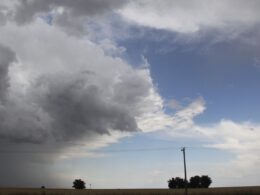 Chuvas de até 150 mm na 1ª quinzena de abril: descubra as regiões mais afetadas e como se preparar para as consequências 15 Chuvas de até 150 mm na 1ª quinzena de abril: descubra as regiões mais afetadas e como se preparar para as consequências