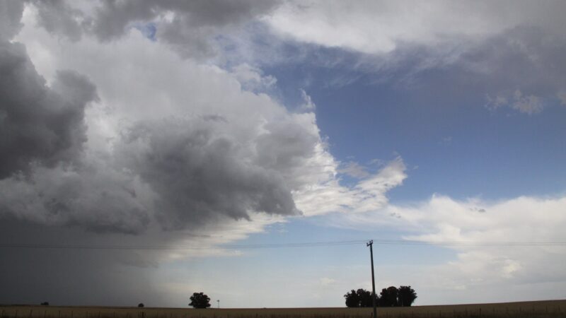 Chuvas de até 150 mm na 1ª quinzena de abril: descubra as regiões mais afetadas e como se preparar para as consequências