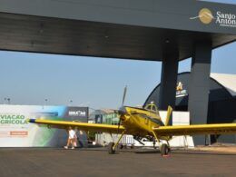 com grandes grupos de mato grosso aviacao agricola dobra volume