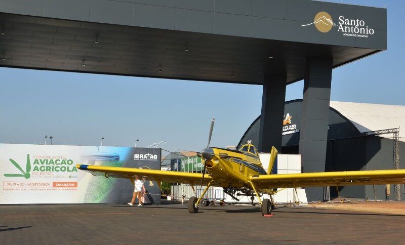 com grandes grupos de mato grosso aviacao agricola dobra volume