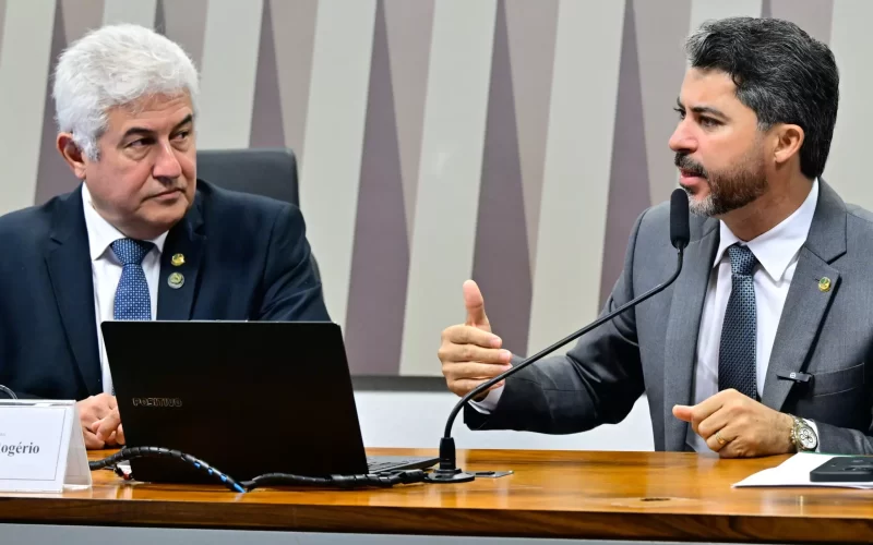 Comissão aprova fim da preferência da Petrobras no pré-sal