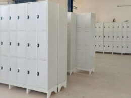 Como Limpar Armários de Plástico PEAD: Dicas para Durar Mais que os de Metal