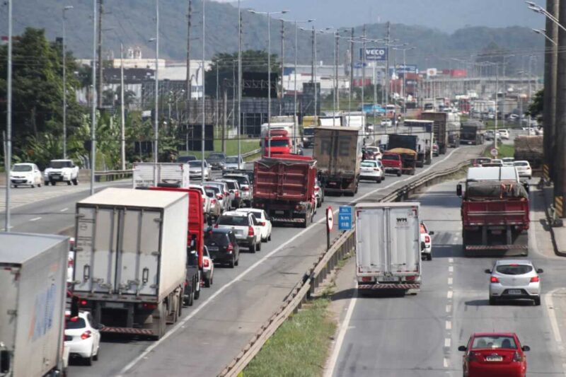 Acidentes com caminhões: aumento de ocorrências graves mostra a importância de boas práticas nas estradas durante o Carnaval