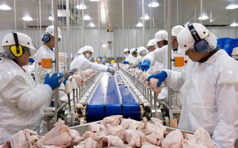 como uma guerra comercial com mexico e canada pode abalar