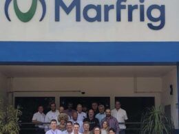 concurso de exposicao da raca angus no frigorifico marfrig de