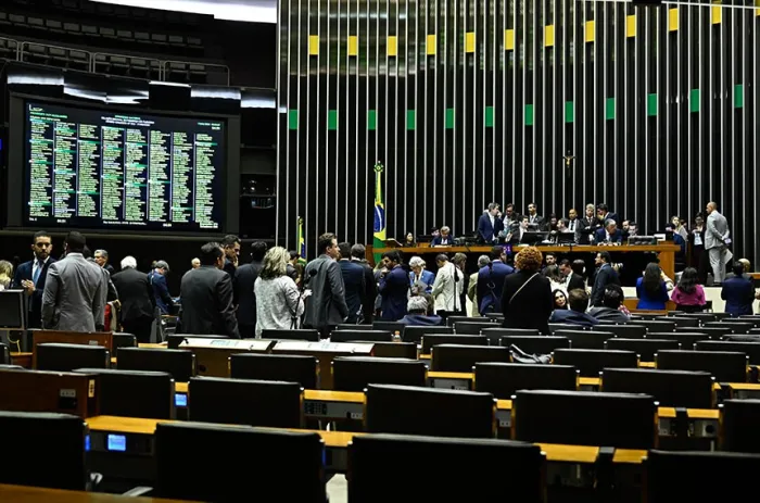 congresso libera verba para gas natural em veiculos apos derrubar vetos