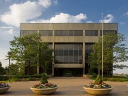 Covestro traz soluções sustentáveis e tecnológicas para impulsionar a indústria moderna e o futuro dos materiais 15 Bayer MaterialScience Business To Be Named Covestro