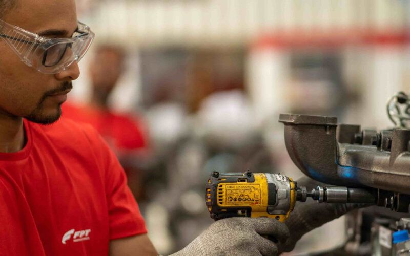 crescimento da confianca empresarial nos setores industriais