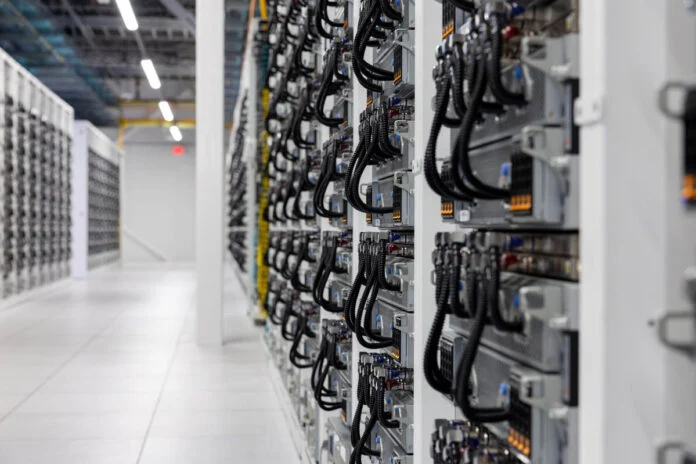 crescimento de data centers sobrecarrega rede eletrica e exige novo planejamento