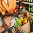 Crise fiscal transforma hábitos de consumo na América Latina e revela novas oportunidades de mercado.