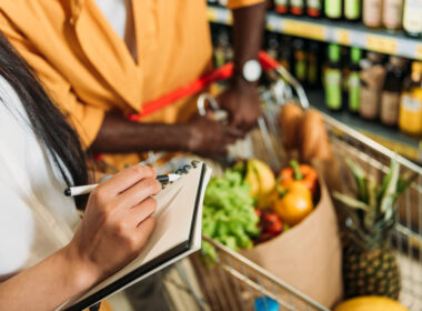 Crise fiscal transforma hábitos de consumo na América Latina e revela novas oportunidades de mercado.