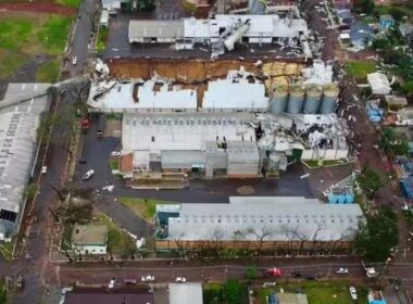 desastre em coopatrigo microexplosao causada por chuva no rs deixa