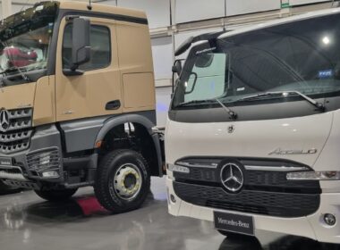 Mercedes-Benz apresenta nova linha de caminhões para 2025 e revela novo design do Accelo