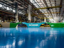Scania vai utilizar plástico reciclado na produção das grades frontais dos caminhões