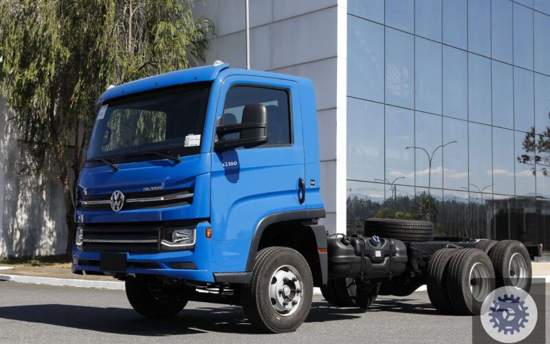 descubra o novo volkswagen delivery 13180 6x2 potencia e versatilidade scaled