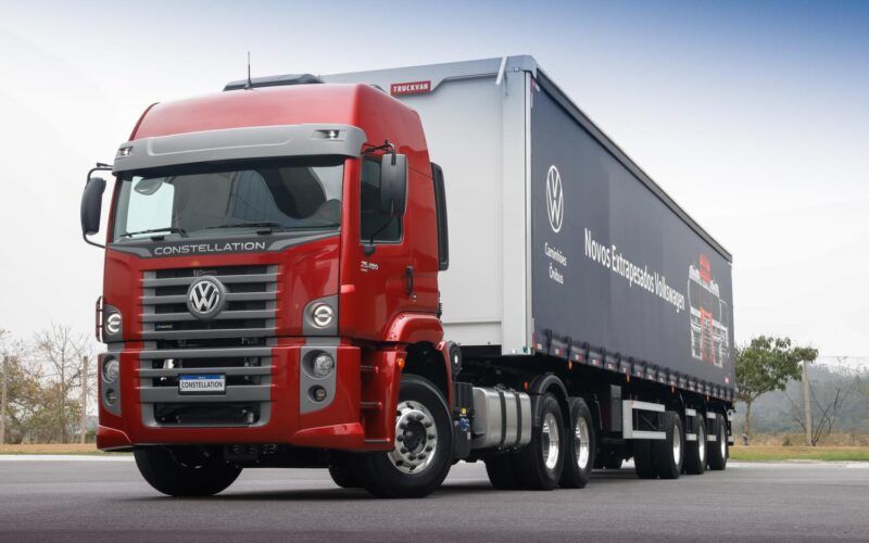 Volkswagen Constellation foi a família de caminhões mais vendida do Brasil em 2023
