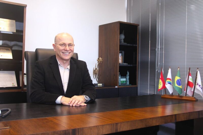 desvende os segredos dos protagonistas por tras das historias mais